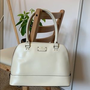 NWOT Kate Spade Large Shell Bag